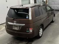 Toyota ISIS лот № 20072 оценка 3.5  с аукциона в Японии 4