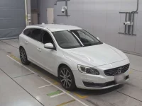 Volvo S60 лот № 38084 оценка 4.5  с аукциона в Японии 4