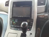 Toyota VELLFIRE лот № 10095 оценка 3.5  с аукциона в Японии 9