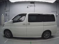 Nissan ELGRAND лот № 10104 оценка 3.5  с аукциона в Японии 3