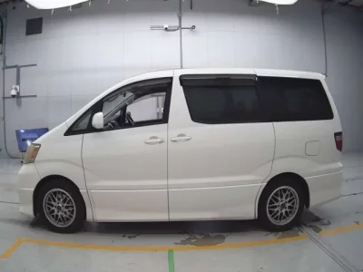 Toyota ALPHARD  с аукциона в Японии