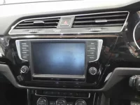 Volkswagen GOLF TOURAN лот № 38101 оценка 3.5  с аукциона в Японии 9