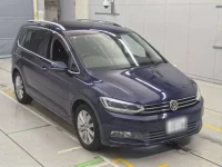 Volkswagen GOLF TOURAN лот № 38101 оценка 3.5  с аукциона в Японии 4
