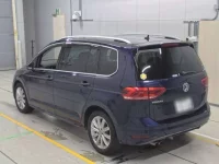 Volkswagen GOLF TOURAN лот № 38101 оценка 3.5  с аукциона в Японии 5