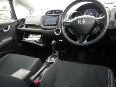 Honda FIT SHUTTLE  с аукциона в Японии