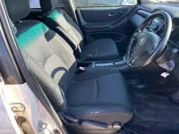 Toyota KLUGER лот № 20086 оценка 3.5  с аукциона в Японии 6