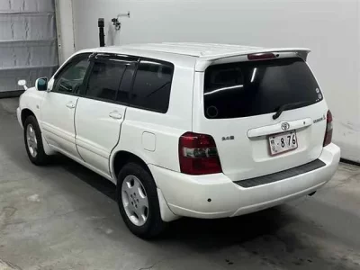 Toyota KLUGER  с аукциона в Японии