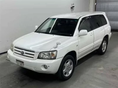 Toyota KLUGER  с аукциона в Японии