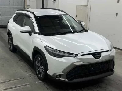 Toyota COROLLA CROSS  с аукциона в Японии