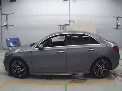 Mercedes-Benz A CLASS  с аукциона в Японии
