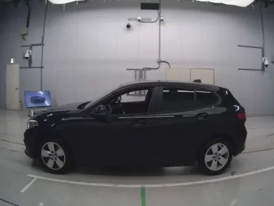 BMW 1-Series  с аукциона в Японии