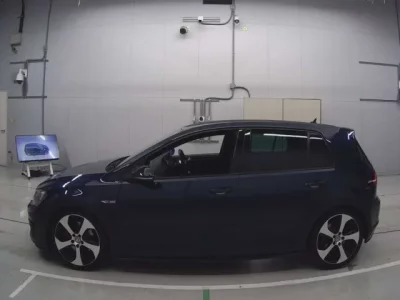 Volkswagen GOLF  с аукциона в Японии
