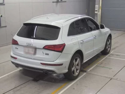 Audi Q5  с аукциона в Японии