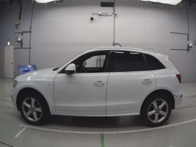 Audi Q5  с аукциона в Японии