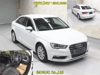 Audi A3 лот № 60026 оценка 4  с аукциона в Японии 3