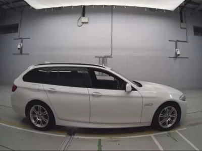 BMW 5-Series  с аукциона в Японии