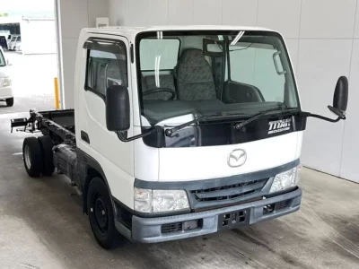 Mazda TITAN  с аукциона в Японии