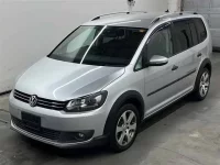 Volkswagen GOLF TOURAN лот № 20104 оценка 4.5  с аукциона в Японии 3