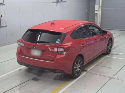 Subaru IMPREZA  с аукциона в Японии