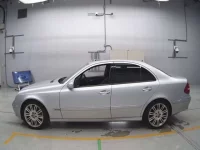 Mercedes-Benz E CLASS лот № 38123 оценка 4  с аукциона в Японии 3