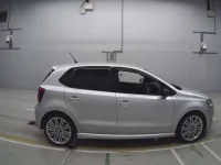 Volkswagen POLO лот № 38128 оценка 3.5  с аукциона в Японии 2