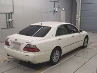 Toyota CROWN лот № 10138 оценка 3.5  с аукциона в Японии 1