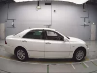 Toyota CROWN лот № 10138 оценка 3.5  с аукциона в Японии 2