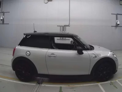 BMW MINI  с аукциона в Японии