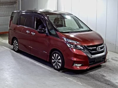 Nissan SERENA  с аукциона в Японии