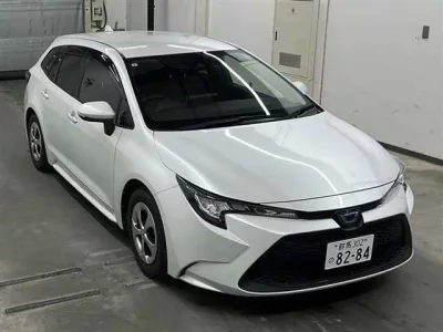 Toyota COROLLA TOURING  с аукциона в Японии