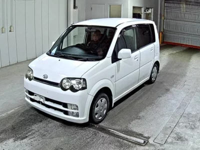 Daihatsu MOVE  с аукциона в Японии