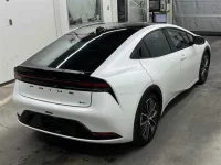 Toyota PRIUS лот № 15104 оценка R  с аукциона в Японии 4