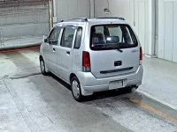 Suzuki WAGON R лот № 8086 оценка R  с аукциона в Японии 1