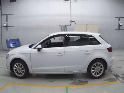 Audi A3  с аукциона в Японии