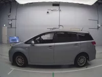 Toyota WISH лот № 10161 оценка 3.5  с аукциона в Японии 3
