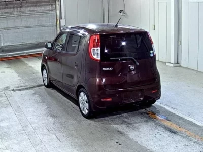 Nissan MOCO  с аукциона в Японии