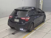 Toyota VITZ лот № 10169 оценка 3.5  с аукциона в Японии 1