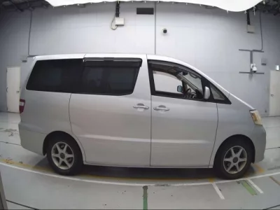 Toyota ALPHARD  с аукциона в Японии