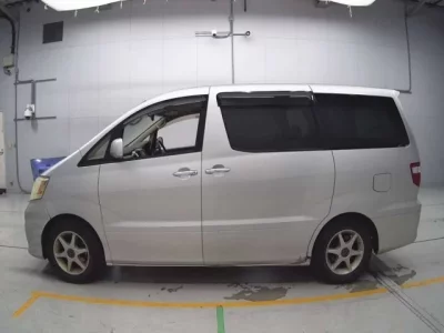 Toyota ALPHARD  с аукциона в Японии