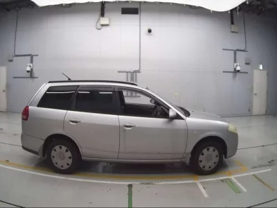 Nissan WINGROAD  с аукциона в Японии