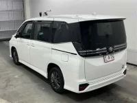 Toyota VOXY лот № 15114 оценка R  с аукциона в Японии 1