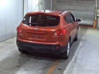 Nissan DUALIS лот № 8117 оценка 3.5  с аукциона в Японии 4