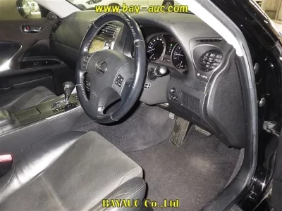 Lexus IS  с аукциона в Японии