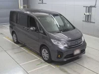 Honda STEP WAGON лот № 33125 оценка 5  с аукциона в Японии 4