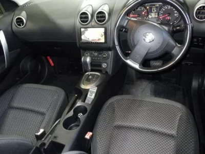 Nissan DUALIS  с аукциона в Японии