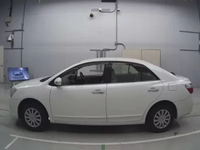 Toyota PREMIO  с аукциона в Японии