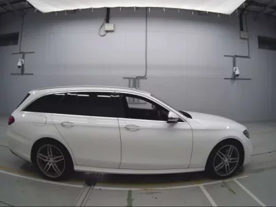 Mercedes-Benz E CLASS WAGON  с аукциона в Японии