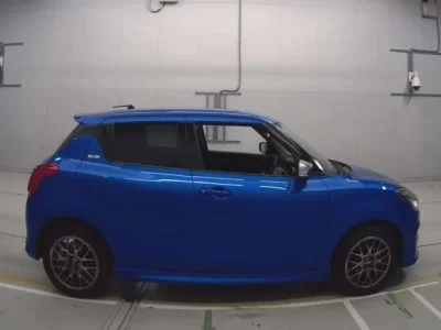 Suzuki SWIFT  с аукциона в Японии