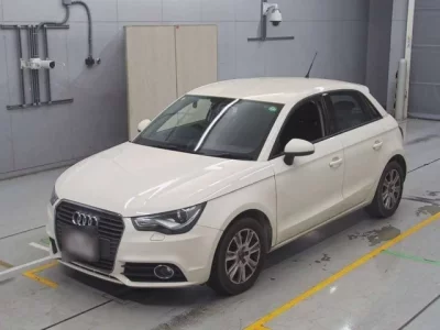 Audi A1  с аукциона в Японии