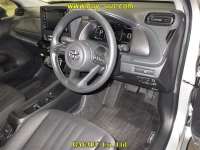 Toyota AQUA  с аукциона в Японии